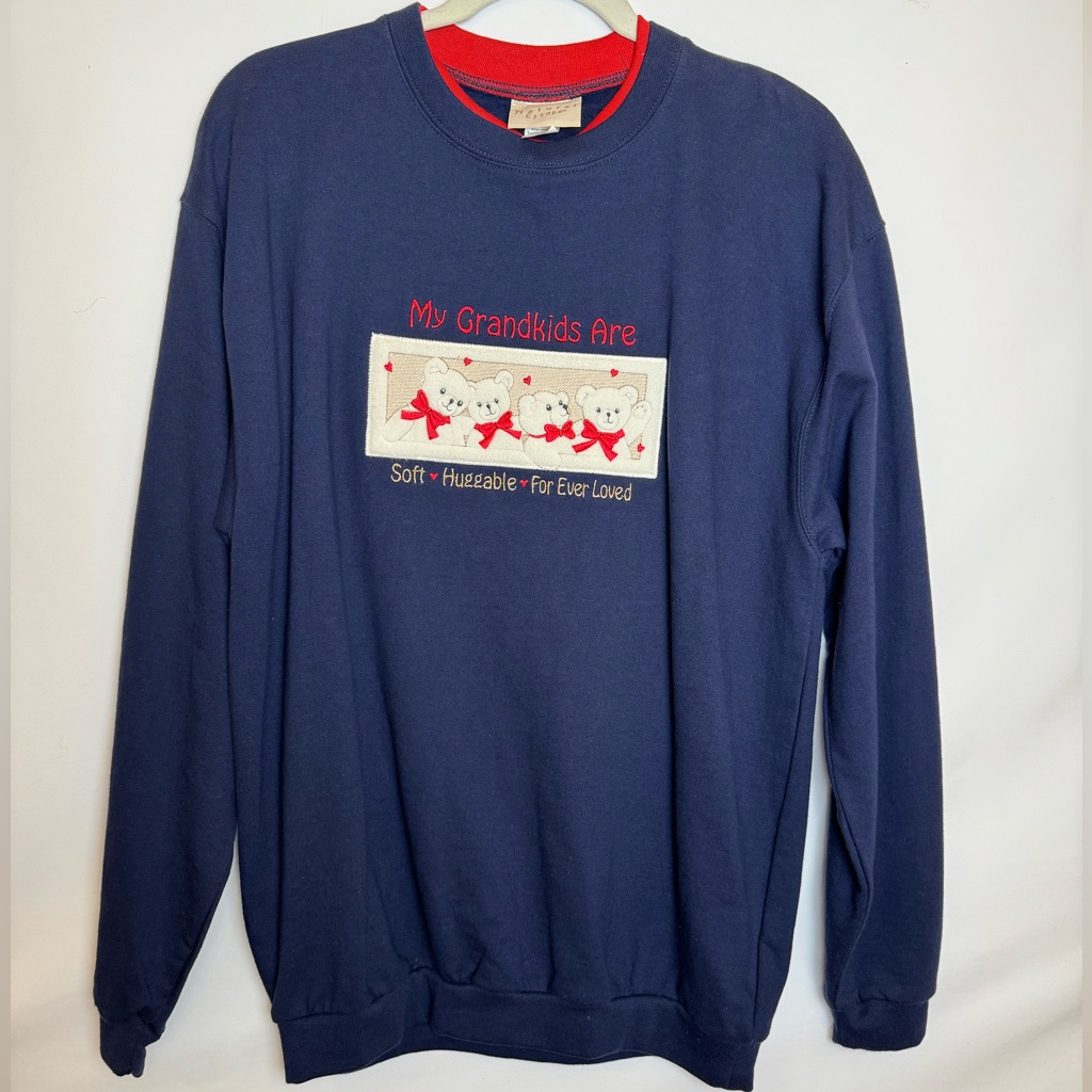 Vintage Grandma Crewneck Navy/Red Sweatshirt Size Large “My Grandkids Are”